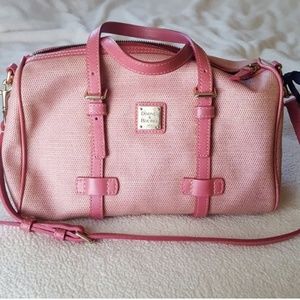 Vintage Dooney and Bourke. Great condition.